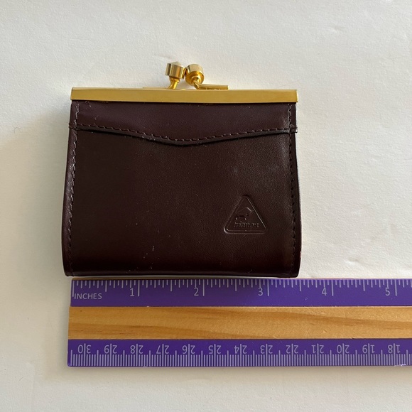Trianon framed leather kisslock split change pouch - Picture 7 of 10